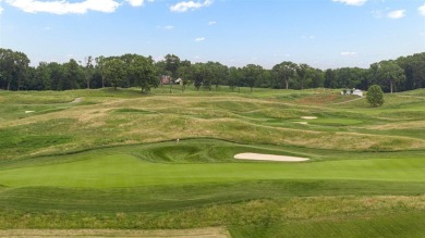 This charming turn-key home is located on a peaceful on The Club At Olde Stone in Kentucky - for sale on GolfHomes.com, golf home, golf lot