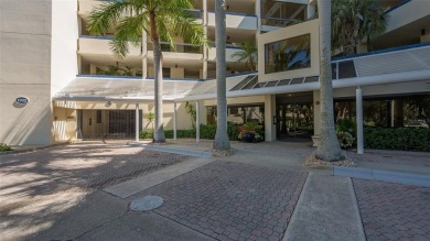 Under contract-accepting backup offers. This two-bedroom, two on Longboat Key Golf Club Resort in Florida - for sale on GolfHomes.com, golf home, golf lot