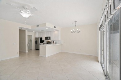 Welcome to this lovely 3 bedroom townhouse, located in the on Abacoa Golf Club in Florida - for sale on GolfHomes.com, golf home, golf lot