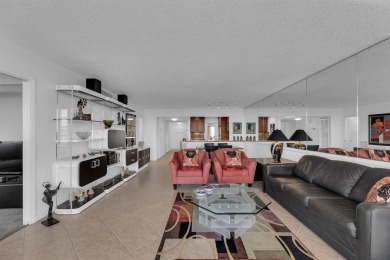 NEW  PRICE REDUCTION!!!!  3 BEDROOM CORNER UNIT!! WATER VIEW on Palm-Aire Country Club and Resort - Palms in Florida - for sale on GolfHomes.com, golf home, golf lot
