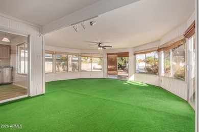 Effortless living in the heart of Sun City. This truly move-in on Union Hills Country Club in Arizona - for sale on GolfHomes.com, golf home, golf lot