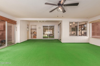 Effortless living in the heart of Sun City. This truly move-in on Union Hills Country Club in Arizona - for sale on GolfHomes.com, golf home, golf lot