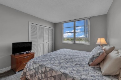 NEW  PRICE REDUCTION!!!!  3 BEDROOM CORNER UNIT!! WATER VIEW on Palm-Aire Country Club and Resort - Palms in Florida - for sale on GolfHomes.com, golf home, golf lot