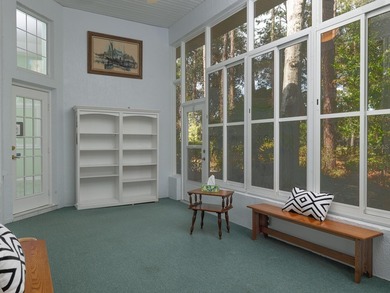 Under contract-accepting backup offers. TWO MASTER SUITES o GOLF on Royal Oaks Golf Club in Florida - for sale on GolfHomes.com, golf home, golf lot