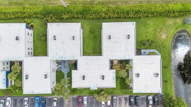Discover the potential in this spacious 2-bedroom, 2-bath on Kings Point Golf -Flanders Way in Florida - for sale on GolfHomes.com, golf home, golf lot