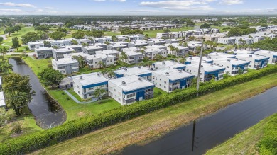 Discover the potential in this spacious 2-bedroom, 2-bath on Kings Point Golf -Flanders Way in Florida - for sale on GolfHomes.com, golf home, golf lot