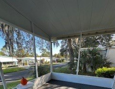 *This home is located in a 55+ resort style leased land on Rolling Greens Executive Golf Community in Florida - for sale on GolfHomes.com, golf home, golf lot