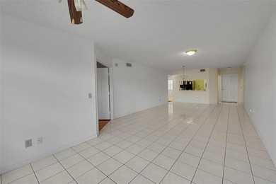 55+ COMMUNITY  IN THE SOUGHT AFTER SUNRISE LAKES PHASE IV, 2/2 on Sunrise Lakes Phase IV Golf Course in Florida - for sale on GolfHomes.com, golf home, golf lot