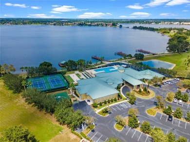 Welcome to your dream retirement home! This charming and on Lake Ashton Golf Club in Florida - for sale on GolfHomes.com, golf home, golf lot