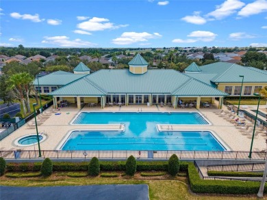 Welcome to your dream retirement home! This charming and on Lake Ashton Golf Club in Florida - for sale on GolfHomes.com, golf home, golf lot
