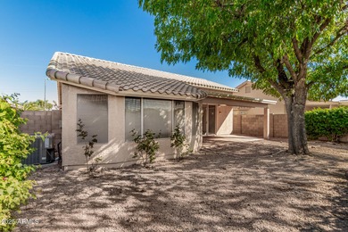 NEW ROOF! Located in the Coyote Lakes community, this on Coyote Lakes Golf Club in Arizona - for sale on GolfHomes.com, golf home, golf lot