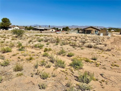 Nice buildable corner lot on paved roads with utilities running on Valle Vista Golf Course in Arizona - for sale on GolfHomes.com, golf home, golf lot