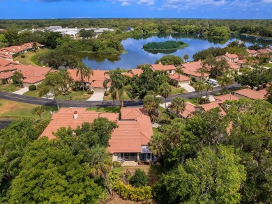 Florida Lifestyle Development. Condo fees and Price just reduced on Bent Tree Country Club in Florida - for sale on GolfHomes.com, golf home, golf lot