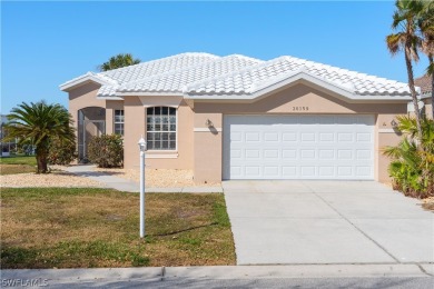 Seminole Lakes community welcomes you. Beautiful lake front home on Seminole Lakes Country Club in Florida - for sale on GolfHomes.com, golf home, golf lot