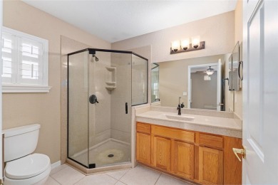 Update Villa in the 55+ Community of Del Webb Golf & Country on Eagle Ridge At Spruce Creek Country Club in Florida - for sale on GolfHomes.com, golf home, golf lot