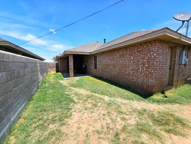 Beautiful 4-bed, 2-bath home just steps from the Andrews County on Andrews County Golf Course in Texas - for sale on GolfHomes.com, golf home, golf lot