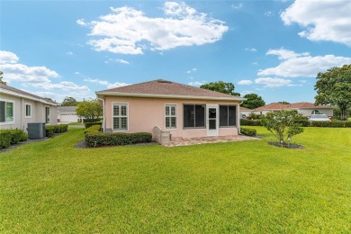 Update Villa in the 55+ Community of Del Webb Golf & Country on Eagle Ridge At Spruce Creek Country Club in Florida - for sale on GolfHomes.com, golf home, golf lot