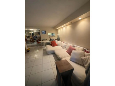 For Sale - Spacious 1 Bed / 1.5 Bath Condo in International on Inverrary Country Club in Florida - for sale on GolfHomes.com, golf home, golf lot