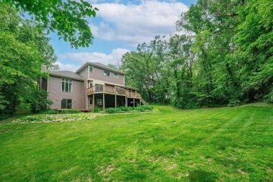 This gorgeous 2 story home is perfectly located on a 1-acre on Red Barn Golf Course in Illinois - for sale on GolfHomes.com, golf home, golf lot