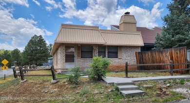 101 Niblic Court.  One Level Townhome! 3  Bedrooms, 2 Bathrooms on Cree Meadows Country Club in New Mexico - for sale on GolfHomes.com, golf home, golf lot