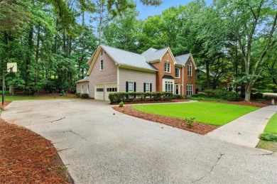 Here is a great home in Eagle Watch golf club community in on Canongate At Eagle Watch Golf Club in Georgia - for sale on GolfHomes.com, golf home, golf lot