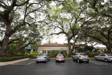 Remodeled, oversized corner unit with 2 bedrooms, large closets on Pine Island Ridge Country Club in Florida - for sale on GolfHomes.com, golf home, golf lot