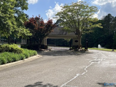 NEW PRICE on this full brick home located on a cul-de-sac in the on Cherokee Ridge Country Club in Alabama - for sale on GolfHomes.com, golf home, golf lot