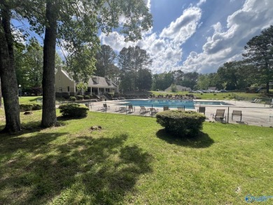 NEW PRICE on this full brick home located on a cul-de-sac in the on Cherokee Ridge Country Club in Alabama - for sale on GolfHomes.com, golf home, golf lot