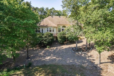 3 Bedrooms separated for privacy .  2 1/5 baths.  1/5 bath in on Balboa Golf Course in Arkansas - for sale on GolfHomes.com, golf home, golf lot