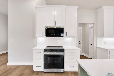 Welcome to this beautifully designed 3-bedroom, 2-bath home on Wood Hollow Golf  Course in Texas - for sale on GolfHomes.com, golf home, golf lot