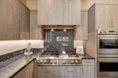 REFRESHED AND BACK ON THE MARKET - ONLY HOME FOR SALE DIRECTLY on  in California - for sale on GolfHomes.com, golf home, golf lot