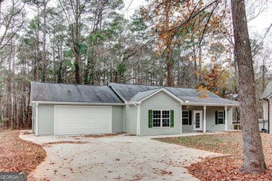 Perfect for first-time buyers! This charming 3-bedroom on Turtle Cove Golf Course in Georgia - for sale on GolfHomes.com, golf home, golf lot