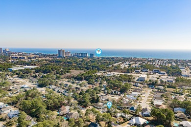 Beautiful solid brick 3-bedroom, 2-bath home located in the on The Golf Garden of Destin in Florida - for sale on GolfHomes.com, golf home, golf lot