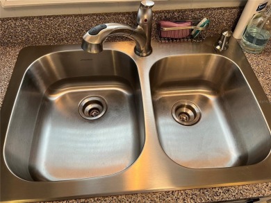 LIVE-IN OR OVERNIGHT CARE GIVER FRIENDLY - WITH QUEEN BED IN 3RD on Fairway Village Golf Course in Florida - for sale on GolfHomes.com, golf home, golf lot