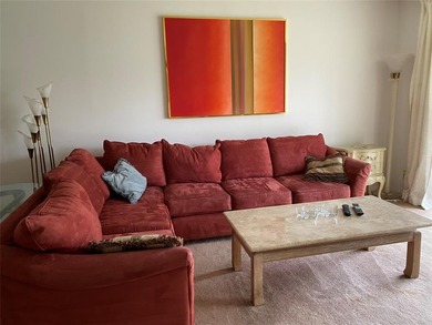 Fully furnished 2/2 with Par 3 golf course view. Over 55 Country on Hollybrook Golf and Tennis Club  in Florida - for sale on GolfHomes.com, golf home, golf lot