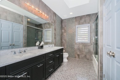 Exquisite Luxury Living on Prestigious Todt Hill.

Welcome to on Richmond County Country Club in New York - for sale on GolfHomes.com, golf home, golf lot
