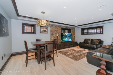 Exquisite Luxury Living on Prestigious Todt Hill.

Welcome to on Richmond County Country Club in New York - for sale on GolfHomes.com, golf home, golf lot