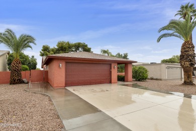 Golf course treasure! Must have 2BR, 2BA PLUS den/office home in on Sun Lakes Country Club in Arizona - for sale on GolfHomes.com, golf home, golf lot