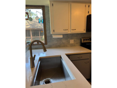 Move in Ready Condominium offering Confort, style, and on Palm Harbor Golf Club in Florida - for sale on GolfHomes.com, golf home, golf lot