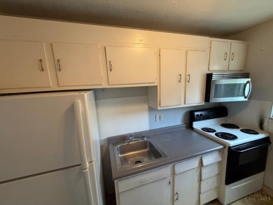 Huge potential to in Golf Manor.   4 total units with a 5th unit on Losantiville Country Club in Ohio - for sale on GolfHomes.com, golf home, golf lot