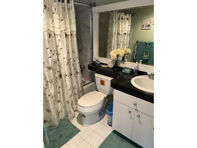An oasis to call home, beautiful 2BA/2BA unit in perfect on Hollybrook Golf and Tennis Club  in Florida - for sale on GolfHomes.com, golf home, golf lot