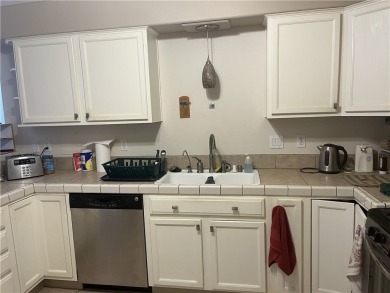 Enter into this lovely home with 3bedrooms, 2 baths, large on Chaparral Golf and Country Club in Arizona - for sale on GolfHomes.com, golf home, golf lot