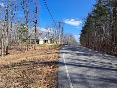 Discover this beautiful 1.18-acre lot with a gentle slope, ideal on Heatherhurst Golf Course in Tennessee - for sale on GolfHomes.com, golf home, golf lot