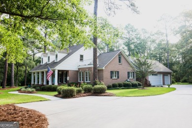 Don't miss this extravagant Forest Lakes home! This beautiful on Forest Lakes Golf Club in Georgia - for sale on GolfHomes.com, golf home, golf lot