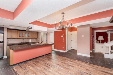 Talk about easy living! This 2bd/ 2ba condo has one of the best on Oak Knoll Country Club in Louisiana - for sale on GolfHomes.com, golf home, golf lot