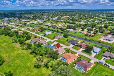 ENJOY the beauty and comfortable flow of this well planned on Pinemoor West Golf Club in Florida - for sale on GolfHomes.com, golf home, golf lot