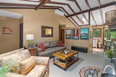 Charming Mountain-Style Ranch in Split Rock Resort - Walk to the on Split Rock Resort and Country Club in Pennsylvania - for sale on GolfHomes.com, golf home, golf lot