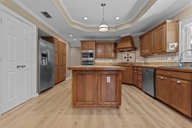 Calling all golfers and lake lovers! This beautiful large family on Emerald Bay Club in Texas - for sale on GolfHomes.com, golf home, golf lot