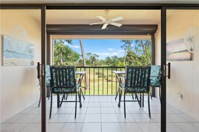 This tastefully updated 2-bedroom, 2-bath condo is located in on Royal Palm Golf Club in Florida - for sale on GolfHomes.com, golf home, golf lot