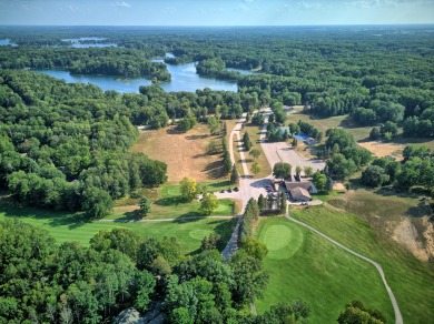 You CAN have it all!  Live in a beautifully updated, spacious on Canadian Lakes Country Club-The Highlands Course in Michigan - for sale on GolfHomes.com, golf home, golf lot